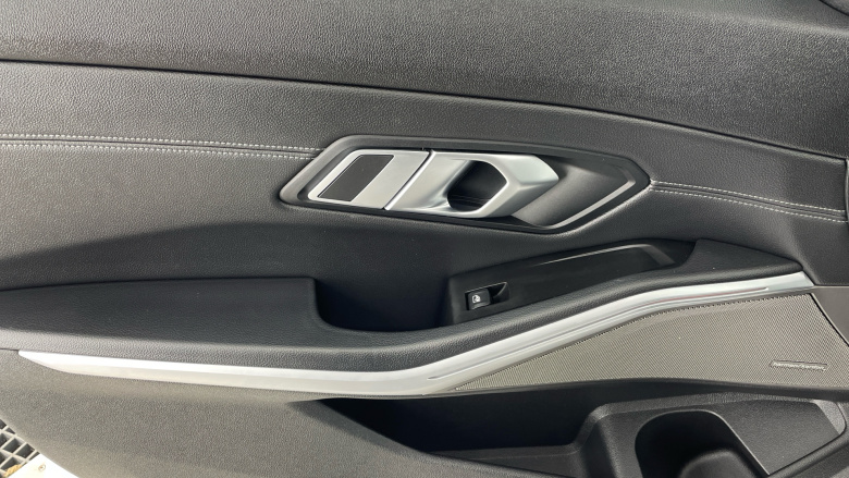 BMW 3 Series M340i xDrive 4dr Step Auto Petrol Saloon